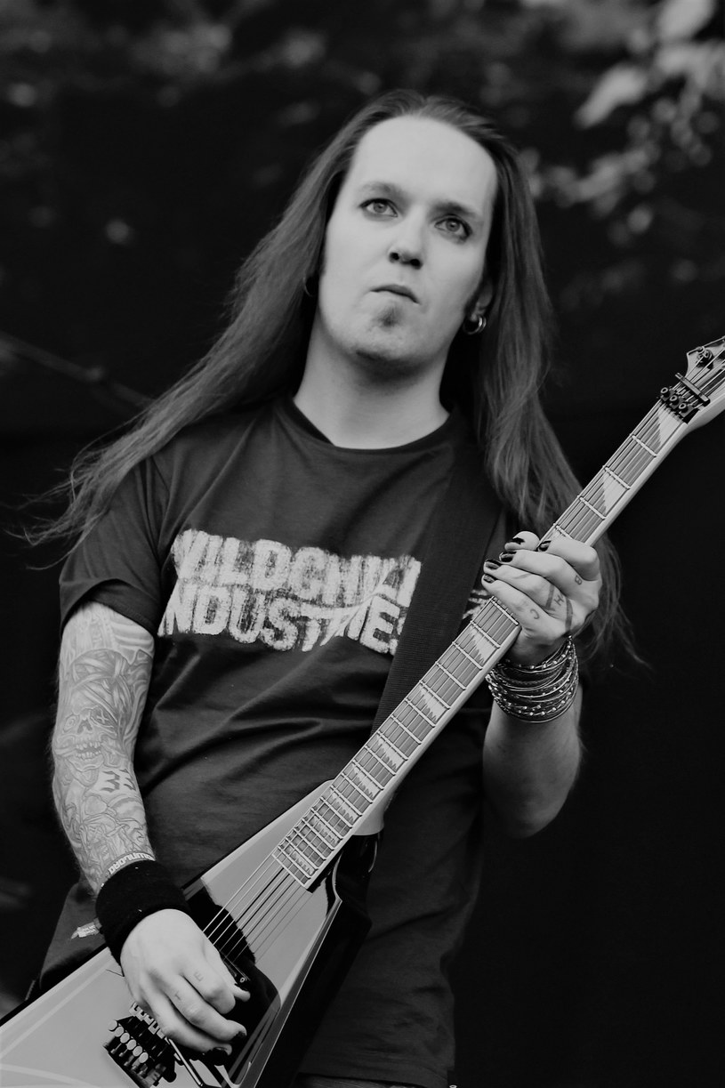 Zmarł Alexi Laiho, jeden z najbardziej utalentowanych gitarzystów w dziedzinie muzyki metalowej i niegdysiejszy frontman fińskiej grupy Children Of Bodom. 