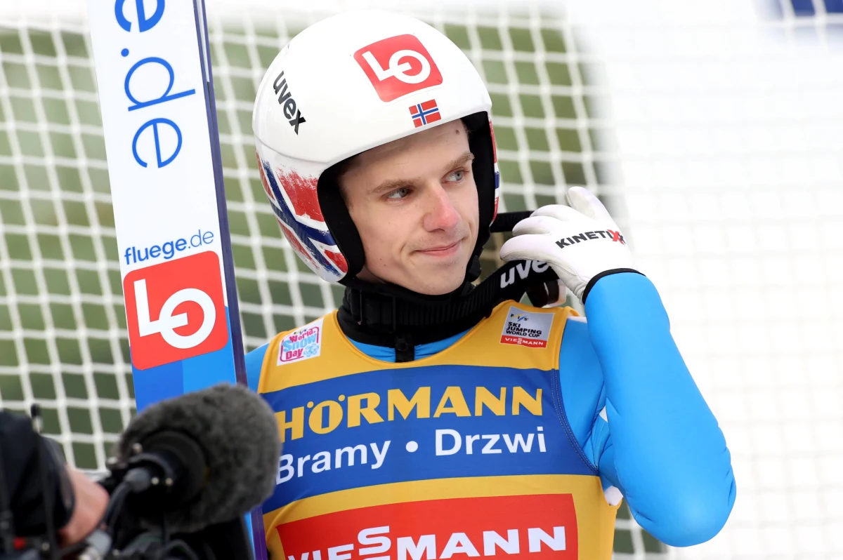 Norweg Halvor Egner Granerud, wielki przegrany niedzielnego konkursu w Innsbrucku, skarży się na hejt ze strony polskich kibiców. Skoczek wywołał kontrowersje swoimi wypowiedziami o Kamilu Stochu. Norweski zawodnik powiedział, że Polak "nie skacze tak dobrze, tylko ma dobre wyniki".