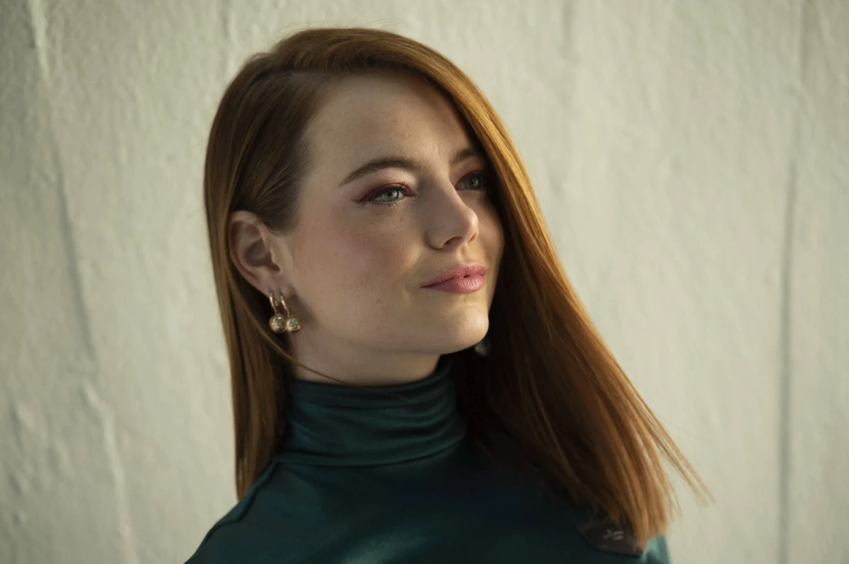 32-letnia amerykańska aktorka, zdobywczyni Oscara Emma Stone jest w ciąży. Zagraniczne media opublikowały zdjęcia gwiazdy z wyraźnie zaokrąglonym brzuszkiem.