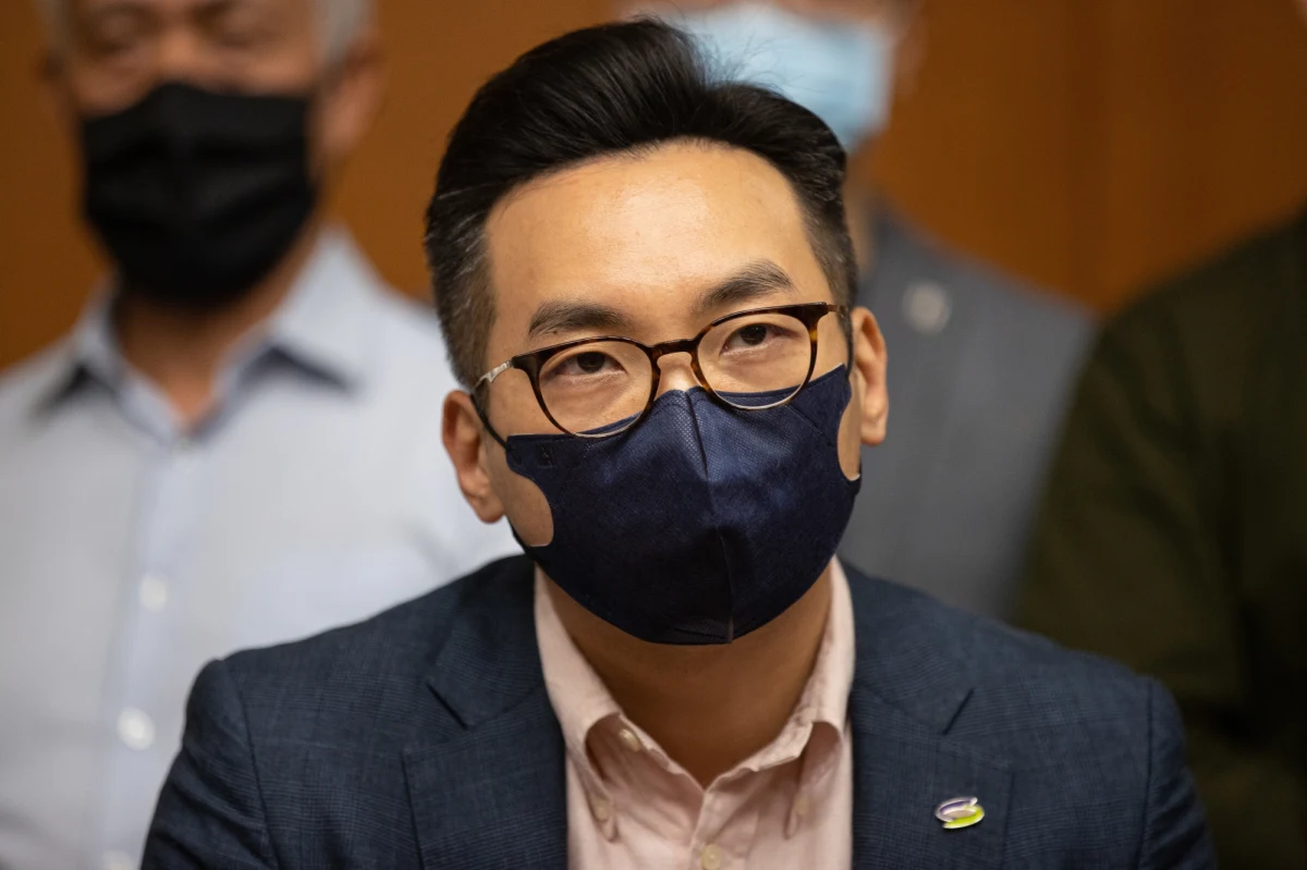 Policja Hongkongu zatrzymała w środę ponad 50 działaczy demokratycznych, w tym byłych posłów, pod zarzutem naruszenia przepisów bezpieczeństwa państwowego – podały miejscowe media. To największa jak dotąd fala aresztowań na mocy tego kontrowersyjnego prawa.