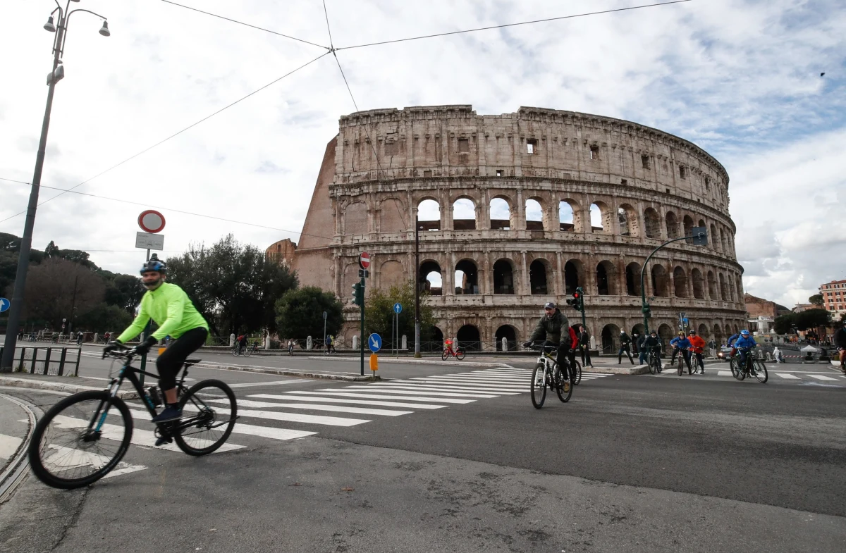 548 osób zmarło ostatniej doby we Włoszech na Covid-19, potwierdzono 20331 następnych zakażeń koronawirusem, co oznacza kolejny duży wzrost infekcji. Ministerstwo Zdrowia poinformowało w środę, że wykonano 178 tys. testów.