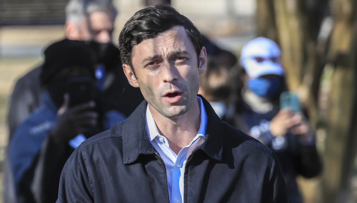 Kandydaci demokratów wygrali dwa pojedynki o Senat USA w Georgii, co pozwoli tej partii przejąć od republikanów kontrolę nad izbą wyższą amerykańskiego parlamentu - ogłosiła w środę na podstawie niemal wszystkich głosów z tego stanu agencja Associated Press.