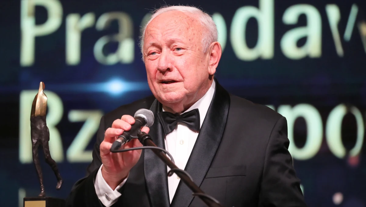 ​Przedsiębiorca Zbigniew Grycan i jego żona Elżbieta także zaszczepili się przeciwko Covid-19 w Centrum Medycznym Warszawskiego Uniwersytetu Medycznego. Właściciel sieci lodziarni wydał w tej sprawie oświadczenie.