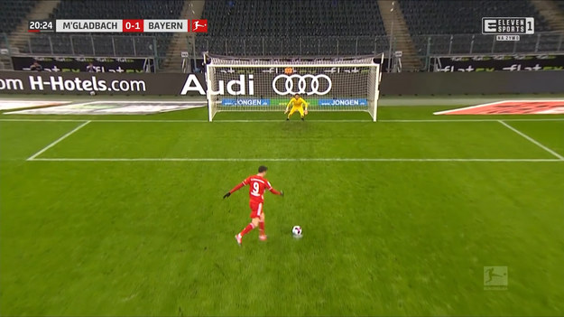 Robert Lewandowski trafił po raz 20. w tym sezonie i jest na dobrej drodze, aby pobić rekord Gerda Muellera, któremu udało się zdobyć 40 bramek. 