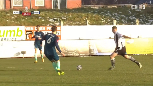 Chorley FC - Derby County FC w 1/32 finału Pucharu Anglii. Wyraźna dominacja zespołu  z północno-zachodniej Anglii dała wynik meczu na dwie strzelone bramki i pewną wygraną tego spotkania.