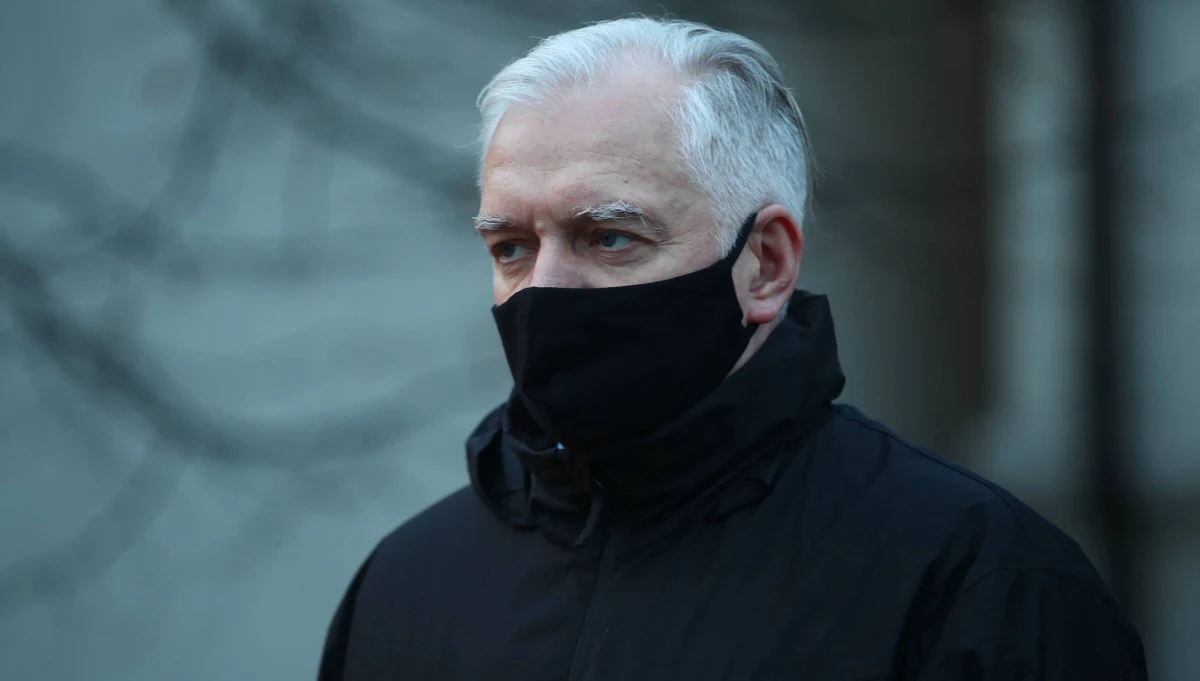 Konflikt w Zjednoczonej Prawicy w związku z projektem PiS zakładającym zniesienie możliwości odmowy mandatu. Jak informuje Wirtualna Polska, Porozumienie Jarosława Gowina jest przeciwnie - politycy uważają, że taka ustawa to naruszenie wolności obywatelskich.