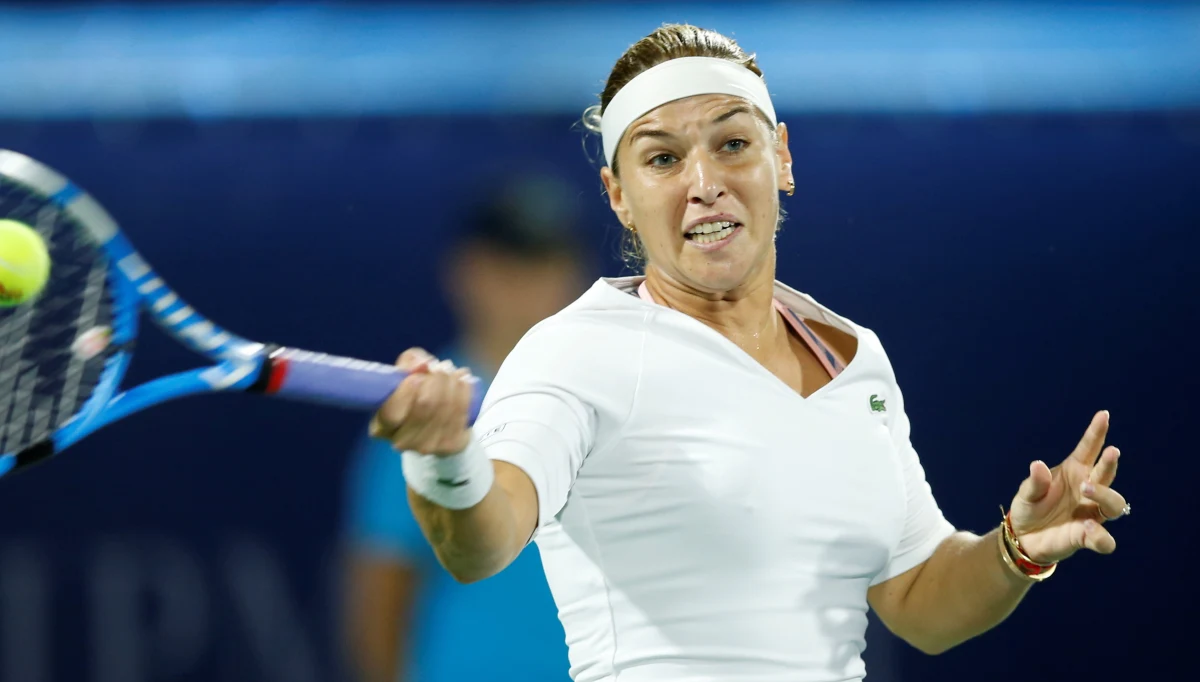 ​Szczepionki poza kolejką nie tylko w Polsce. Słowacka tenisistka Dominika Dominika Cibulková razem z mężem została zaszczepiona przeciwko Covid-19, choć zgodnie nie znajduje się w grupie osób, które powinny otrzymać preparat na początku akcji szczepień.