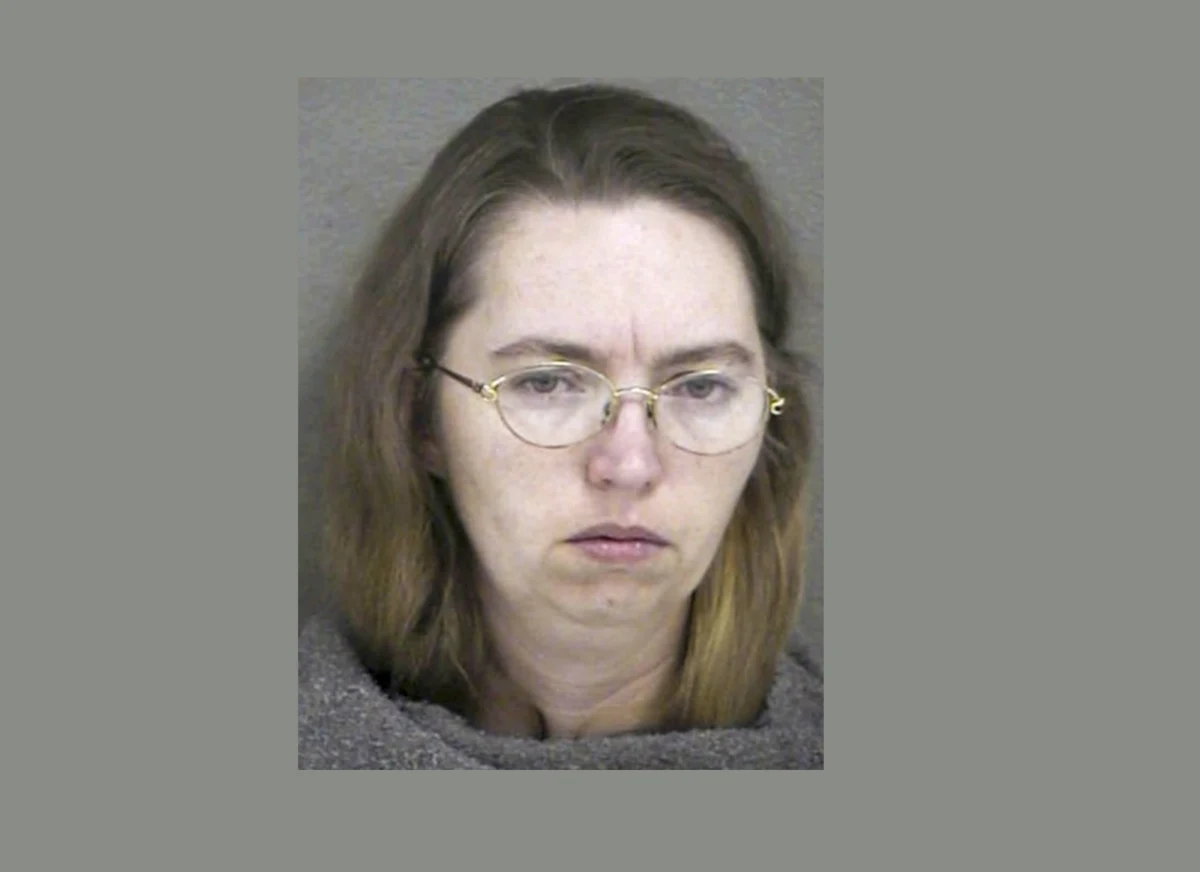 Amerykanka Lisa Montgomery została w środę stracona za pomocą zastrzyku z trucizną za zabójstwo ciężarnej kobiety w 2004 roku. Była to pierwsza egzekucja kobiety w USA na szczeblu federalnym od 1953 roku.