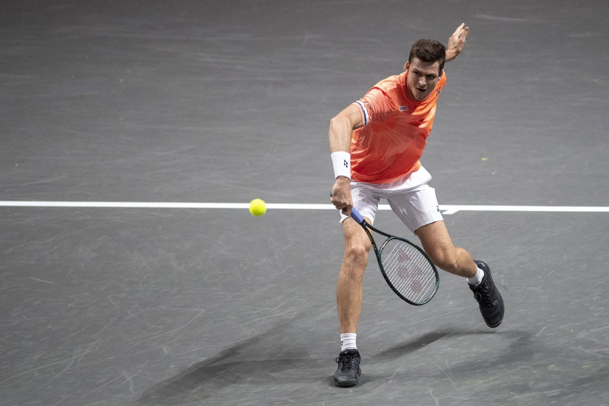 Rozstawiony z "czwórką" Hubert Hurkacz wygrał turniej ATP na kortach twardych w Delray Beach (pula nagród 418 tys. dol.) i zdobył drugi tytuł w karierze. W finale imprezy na Florydzie polski tenisista pokonał reprezentanta gospodarzy Sebastiana Kordę 6:3, 6:3.