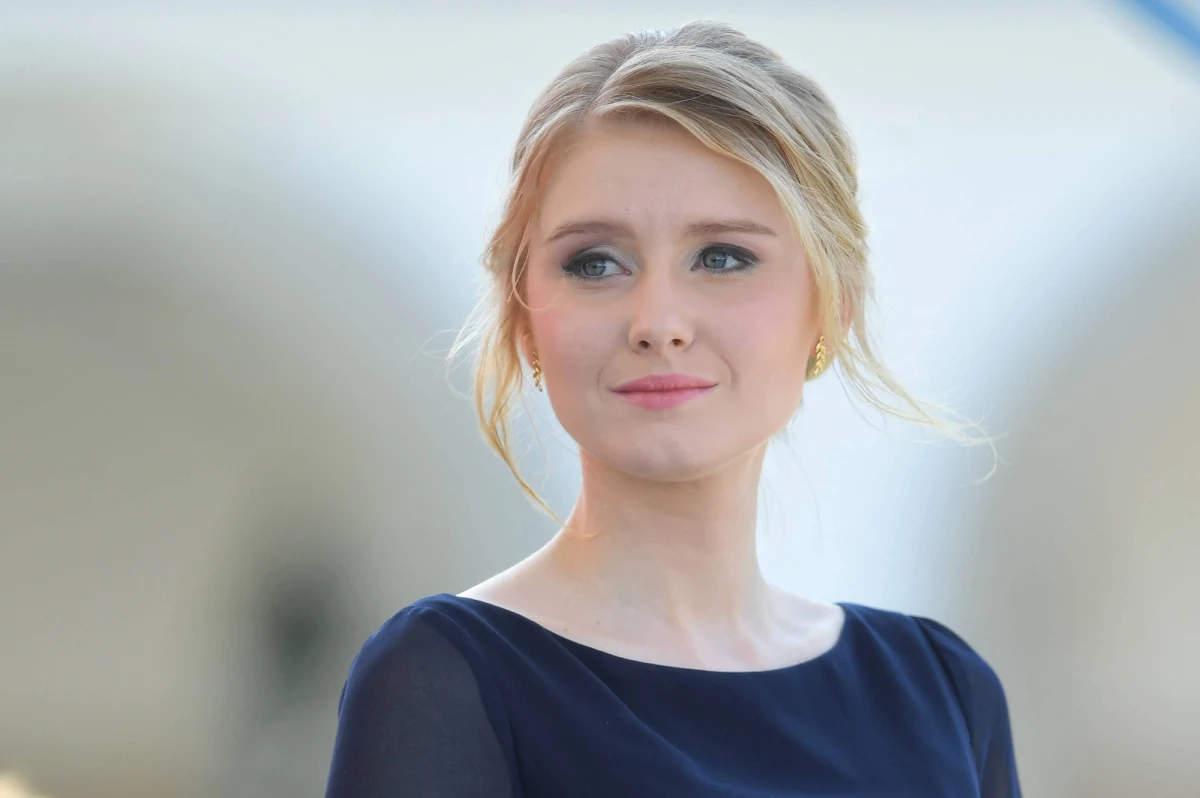 Kinga Duda nie jest już społecznym doradcą swojego ojca, prezydenta Andrzeja Dudy. O tej zmianie w Pałacu Prezydenckim opowiedziała w rozmowie z Agnieszką Niesłuchowską-Szczepańską dla wprost.pl Zofia Romaszewska.