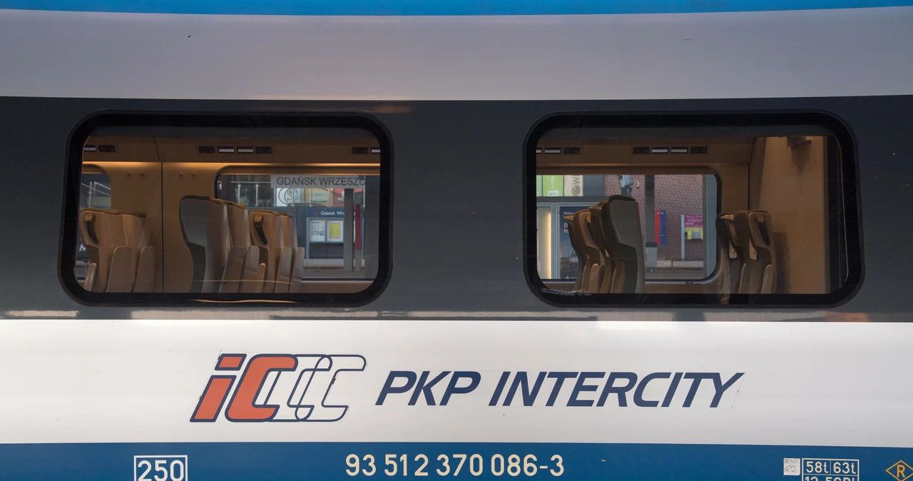 Pociąg PKP Intercity, zdjęcie ilustracyjne