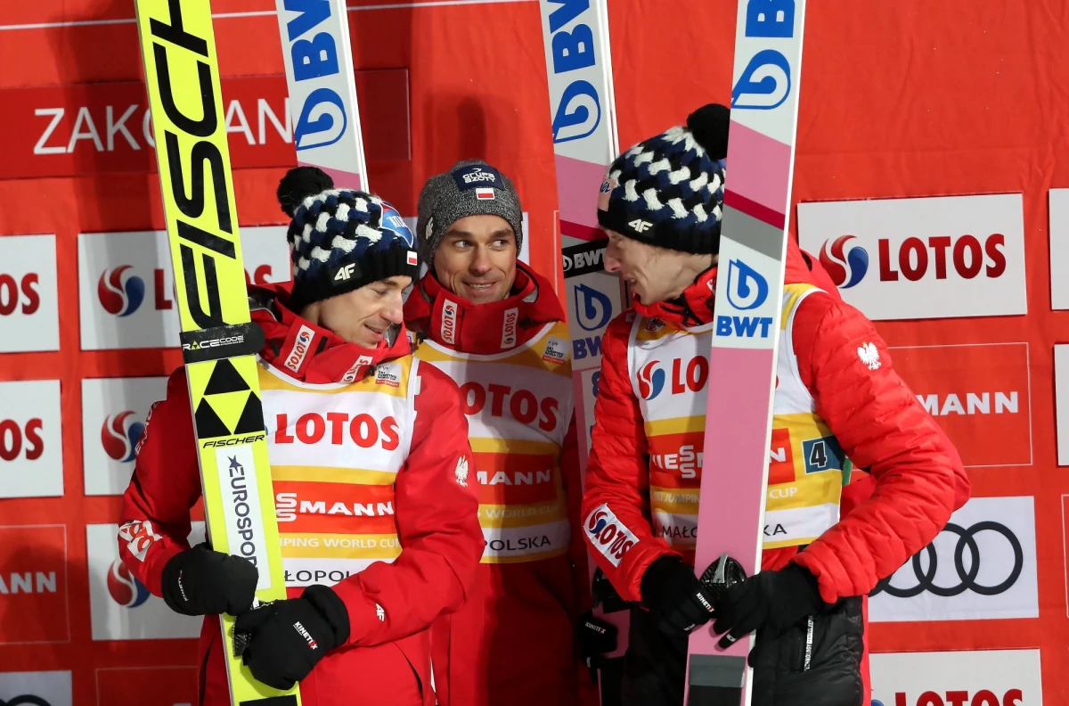 Od lat to wyjątkowe, sportowe święto. Weekend Pucharu Świata w skokach narciarskich w Zakopanem gwarantuje wielkie emocje. Tym razem pod Tatrami będzie zdecydowanie ciszej niż zwykle, bo na trybunach zabraknie kibiców. Liczymy jednak na sportowy sukces. A jak Polacy radzili sobie w Zakopanem w ostatnich pięciu latach? Nasz dorobek od roku 2016 to cztery zwycięstwa w dziesięciu rozgranych konkursach. Wygraliśmy dwukrotnie rywalizację indywidualną i raz drużynową.