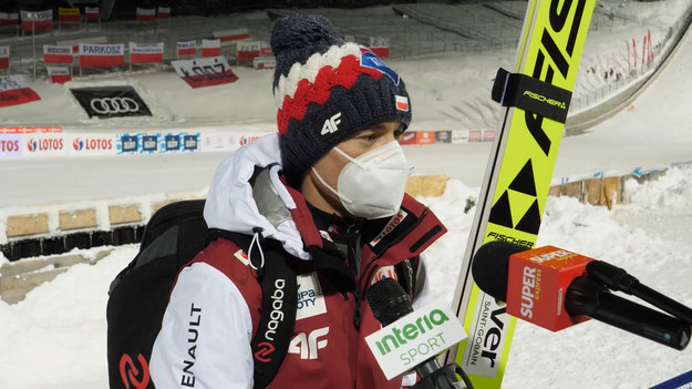 Kamil Stoch zajął 19. miejsce w kwalifikacjach do konkursu indywidualnego w Zakopanem. - Nie jestem zły, ani zrezygnowany. Wiem, że nie zawsze będzie łatwo - komentował nasz znakomity skoczek.
