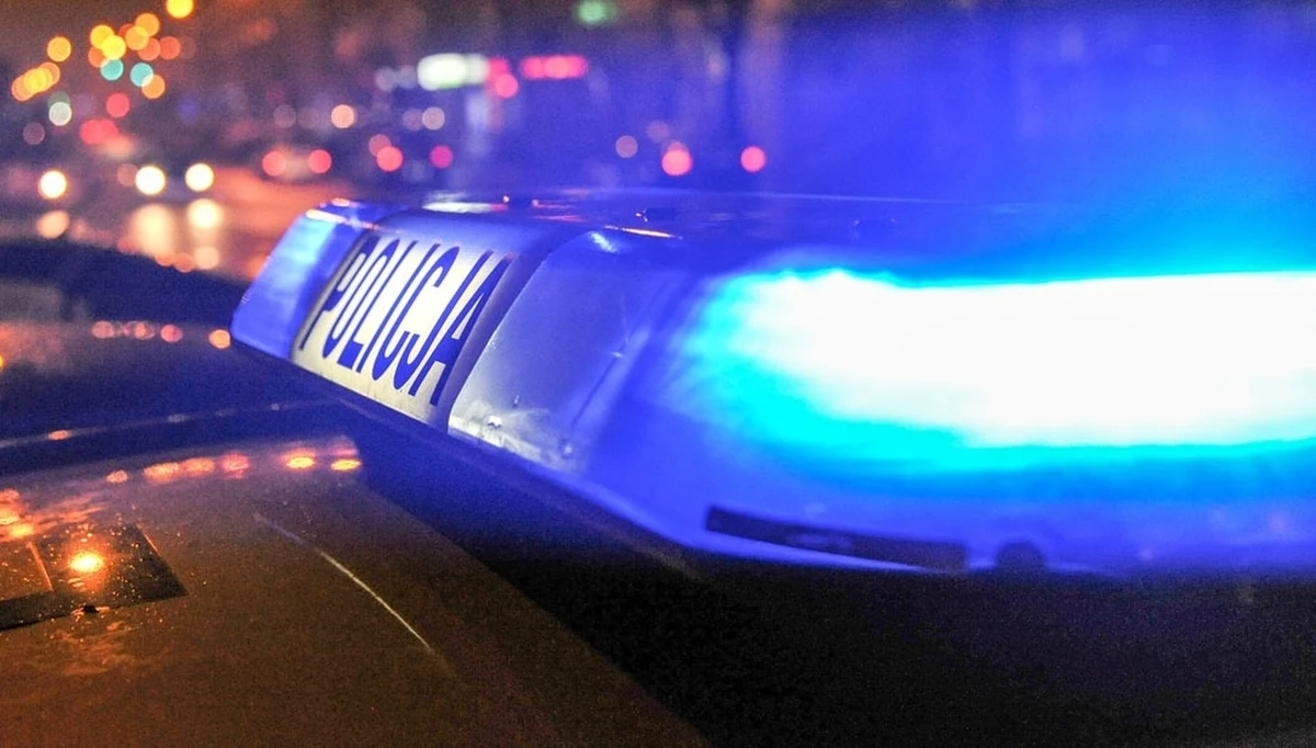 Policjanci z pracownikami sanepidu interweniowali w jednym z pubów w Gorzowie Wlkp., którego właściciel wbrew obowiązującym obostrzeniom zdecydował się na otwarcie lokalu - poinformował w sobotę Grzegorz Jaroszewicz z Komendy Miejskiej Policji w Gorzowie Wielkopolskim.