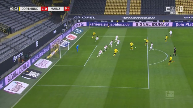 Borussia Dortmund - 1. FSV Mainz 05 w 16. kolejce Bundesligi. Bardzo emocjonujący mecz w którym padły dwie bramki zaliczone przez arbitra. W końcowej części spotkania zmarnowany rzut karny, który mógł dać prowadzenie zespołowi z Dortmundu.
