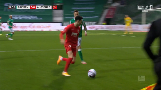 Werder Brema w końcówce dwukrotnie pokonał Rafał Gikiewicza i wygrał z Augsburgiem. Od 58. minuty w zespole gości na boisku pojawił się Robert Gumny.