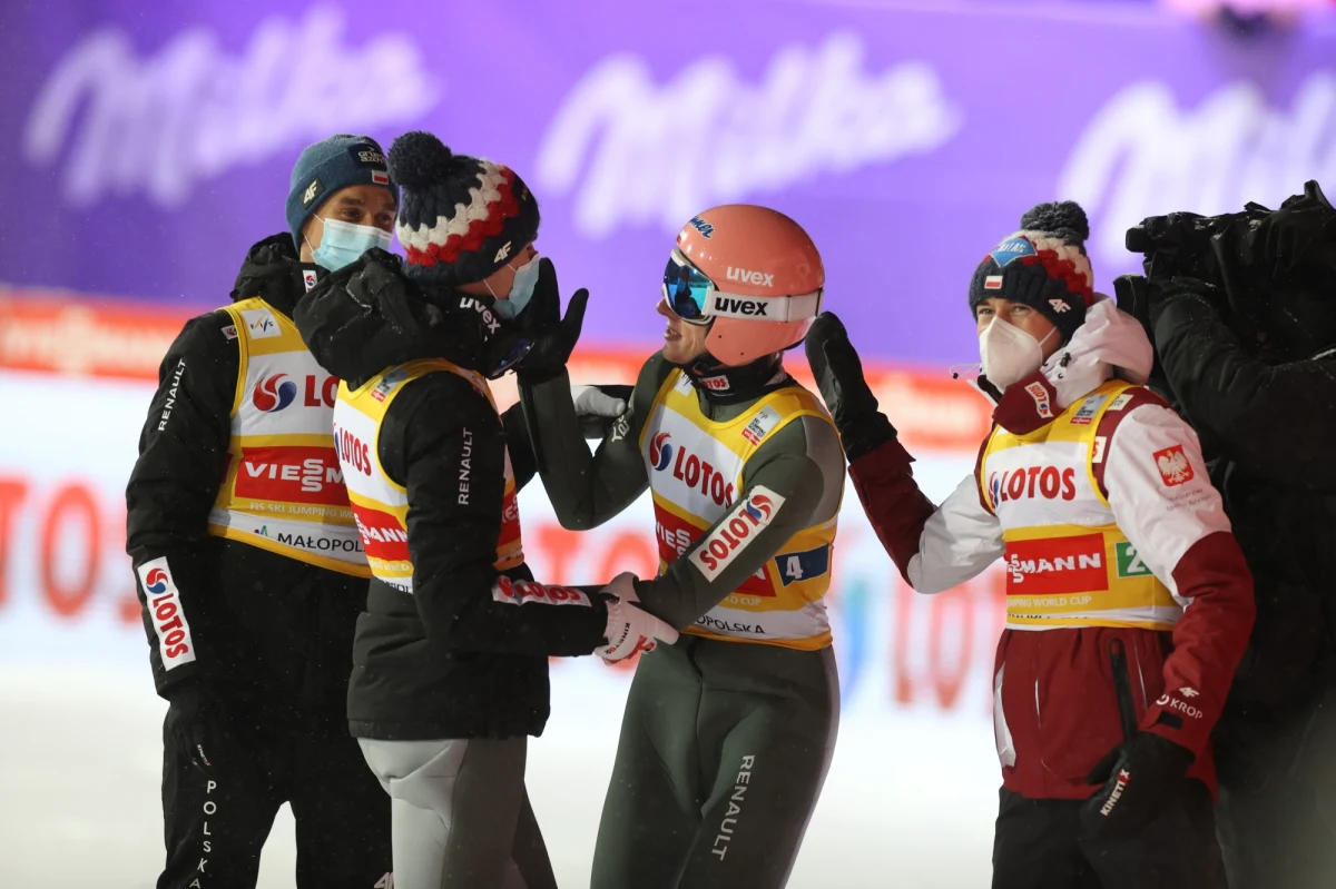 Dziś w Zakopanem indywidualna rywalizacja w Pucharze Świata w skokach narciarskich. W stawce zawodników, którzy powinni liczyć się w walce o podium są Kamil Stoch i Dawid Kubacki.