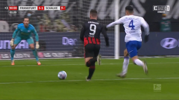 W 16. kolejce Bundesligi drużyna Eintracht Frankfurt podejmowała Schalke 04 Gelsenkirchen. Spotkanie zakończyło się zwycięstwem gospodarzy 3-1.