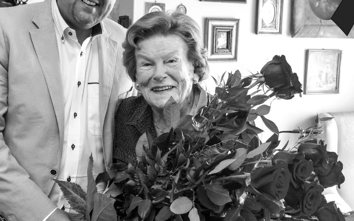 ​Maria Koterbska, dama polskiej piosenki, bielszczanka, zmarła w poniedziałek w Bielsku-Białej. Miała 96 lat - poinformował późnym wieczorem prezydent Bielska-Białej Jarosław Klimaszewski.