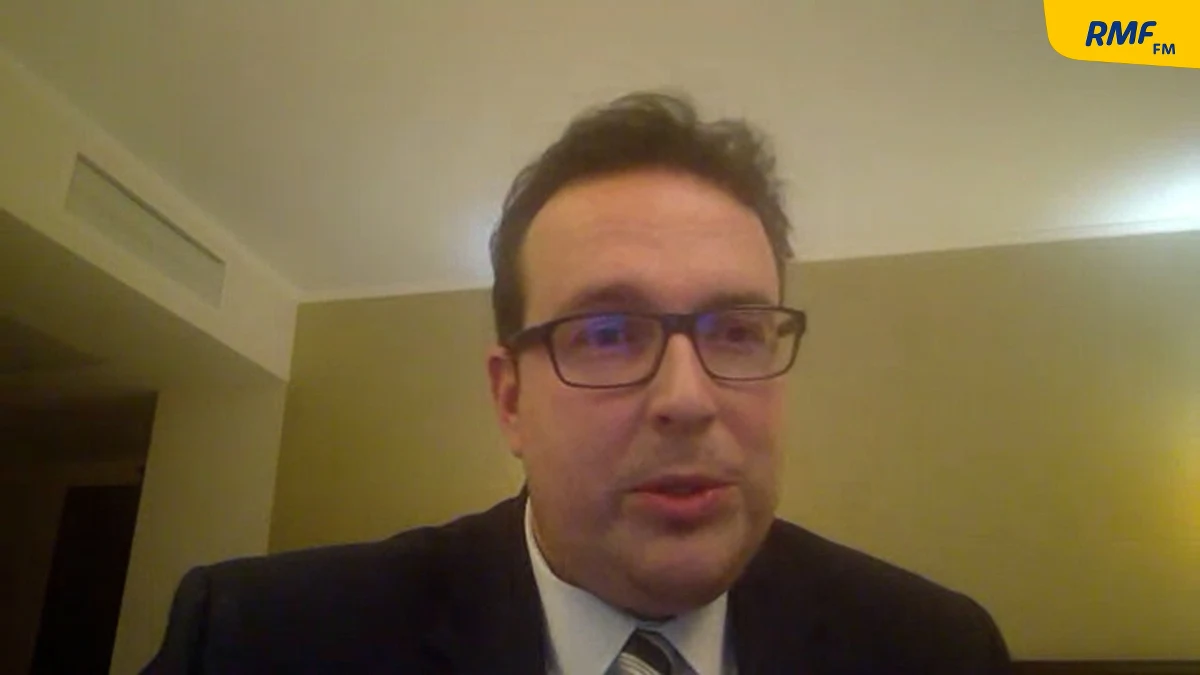 „Polski rząd zastrasza hotelarzy. Nielegalnie przychodzi sanepid i policja nękając tych ludzi” – tak w Popołudniowej rozmowie w RMF FM Marek Łuczyński skomentował masowe kontrole biznesów, które otworzyły się mimo koronawirusowych restrykcji. W ocenie prezesa zarządu Polskiej Izby Hotelarzy "hotelarze nie powinni przyjmować mandatu od policji". "W tej sytuacji prawnej jaką mamy rozporządzenia są wbrew konstytucji" - ocenił gość Marcina Zaborskiego. 