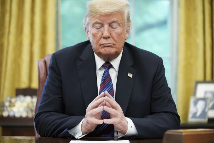 Powrót Signalgate! Komunikator i linia deportacyjna Trumpa zhakowane
