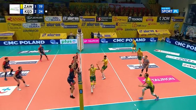 Grupa Azoty ZAKSA Kędzierzyn-Koźle wygrała 3:1 z Aluron CMC Wartą Zawiercie w zaległym spotkaniu 11. kolejki PlusLigi. Najlepszym zawodnikiem meczu wybrano środkowego ZAKSY - Jakuba Kochanowskiego.