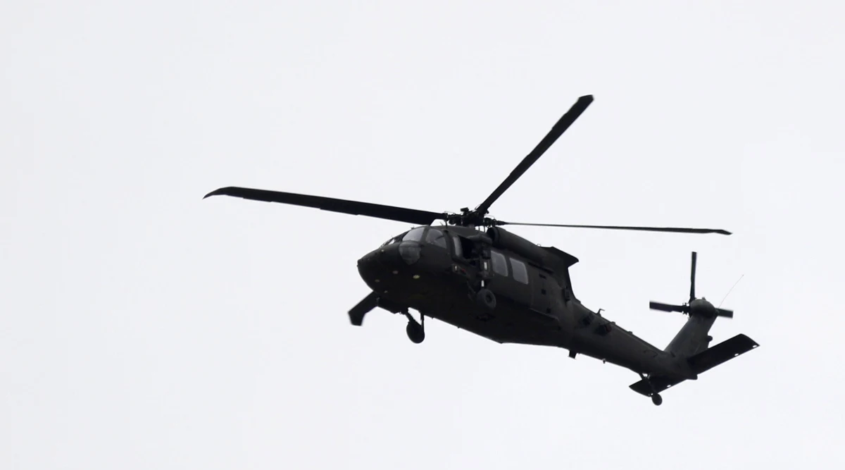 ​Trzech żołnierzy Gwardii Narodowej USA zginęło w katastrofie śmigłowca ewakuacji medycznej UH-60 Black Hawk w mieście Mendon w stanie Nowy Jork. Do wypadku doszło podczas rutynowych ćwiczeń. Flagi na budynkach stanowych Nowego Jorku zostały opuszczone do połowy masztu.