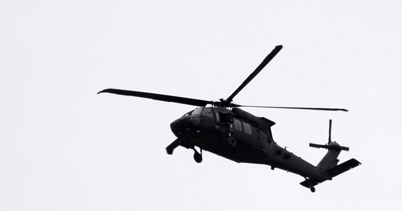 ​Trzech żołnierzy Gwardii Narodowej USA zginęło w katastrofie śmigłowca ewakuacji medycznej UH-60 Black Hawk w mieście Mendon w stanie Nowy Jork. Do wypadku doszło podczas rutynowych ćwiczeń. Flagi na budynkach stanowych Nowego Jorku zostały opuszczone do połowy masztu.
