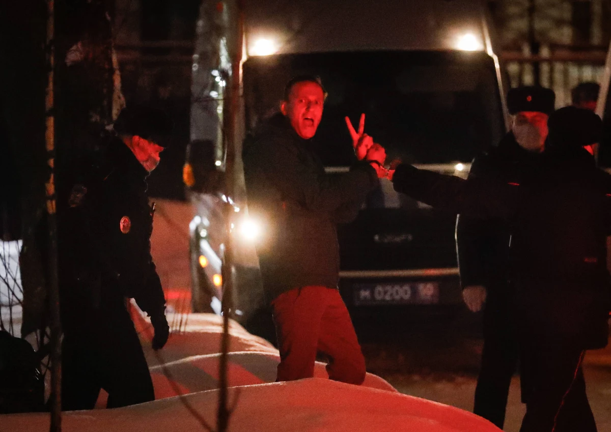 Polscy posłowie wezwali władze Federacji Rosyjskiej do zaprzestania represji wobec Aleksieja Nawalnego i jego współpracowników, a także niezwłocznego uwolnienia zatrzymanych. Sejm przyjął uchwałę w tej sprawie. 