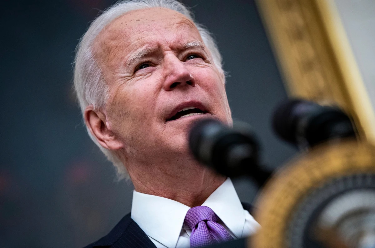 Prezydent USA Joe Biden powiedział w czwartek, że liczba ofiar śmiertelnych koronawirusa w kraju prawdopodobnie przekroczy w lutym 500 tysięcy. Ocenił, że kampania szczepień przeciw Covid-19 była dotąd w Stanach Zjednoczonych porażką.