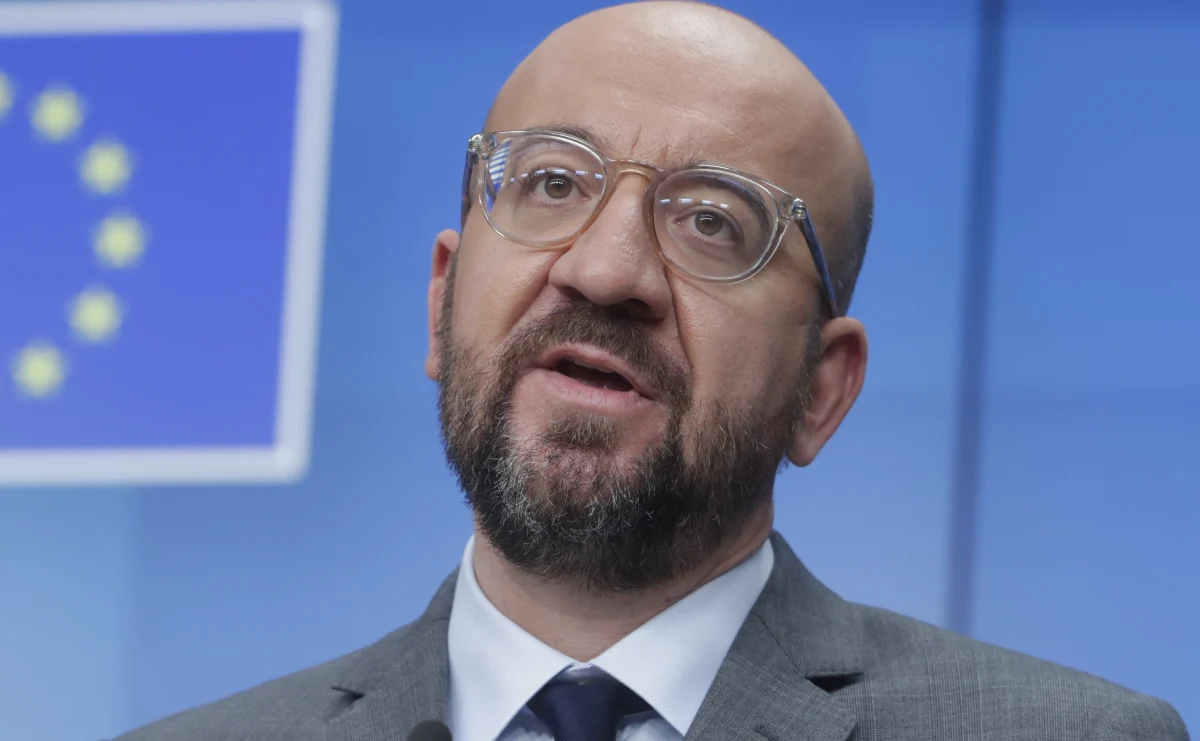 Przewodniczący Rady Europejskiej Charles Michel oznajmił w czwartek po zakończeniu szczytu szefów państw i rządów UE, że koncerny farmaceutyczne muszą respektować swoje zobowiązania w kwestii terminów dostaw szczepionek.