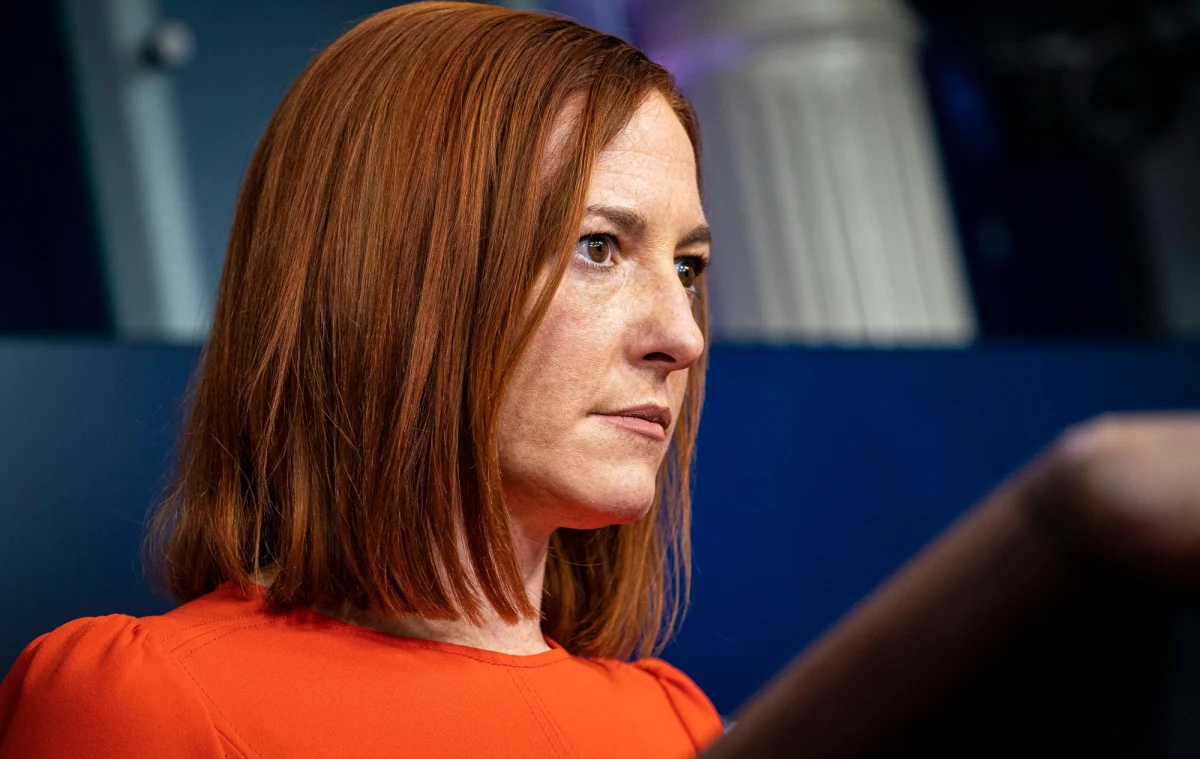 Pracujemy, by pociągnąć Rosję do odpowiedzialności za jej lekkomyślne i wrogie działania - przekazała w czwartek rzeczniczka Białego Domu Jen Psaki. Wśród nich wymieniła m.in. cyberatak na amerykańskie instytucje oraz otrucie opozycjonisty Aleksieja Nawalnego.