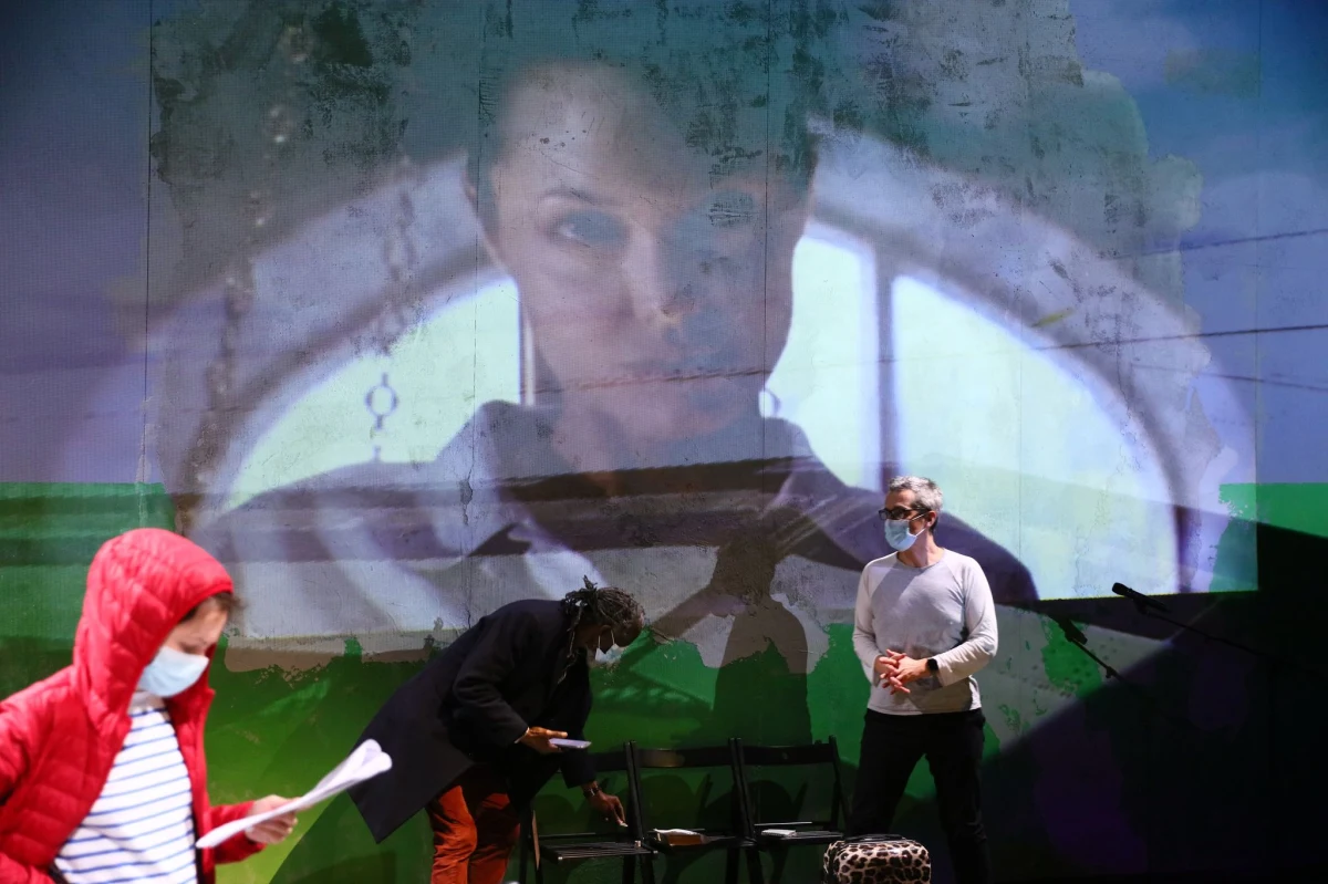 ​Pełen gwiazd teatru Katowicki Karnawał Komedii w tym roku online. Premiera "Biegunów" Olgi Tokarczuk na scenie w Warszawie. I premiera polskiego filmu na prestiżowym Sundance Film Festival. Tak zapowiada się najbliższy tydzień w kulturze.