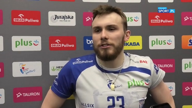 Siatkarze Vervy Warszawa Orlen Paliwa wygrali 3-2 z MKS Ślepskiem Malow Suwałki w niedzielnym meczu PlusLigi. W stołecznej ekipie mającego lekkie problemy zdrowotne Igora Grobelnego zastąpił Jan Fornal. O swoim występie przyjmujący powiedział: - Mogło być lepiej, ale ogólnie jestem z siebie zadowolony. 