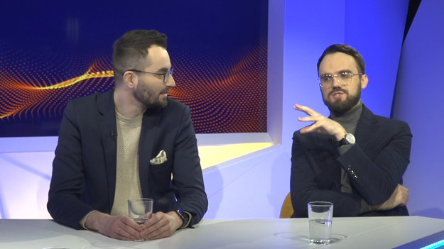 W najnowszym programie "Do jednej bramki" gośćmi Pawła Ciszka byli komentatorzy Eleven Sports - Mateusz Święcicki i Filip Kapica. Wypowiedzieli się oni m.in. na temat ostatnich wydarzeń związanych ze zwolnieniem Jerzego Brzęczka z posady selekcjonera reprezentacji Polski.