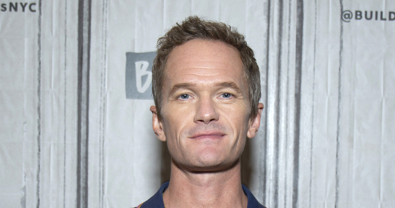 Neil Patrick Harris, czyli aktor, któremu sławę przyniosła tytułowa rola w produkcji "Doogie Howser, lekarz medycyny", jest obecnie jedną z gwiazd serialu "Bo to grzech" angielskiej stacji "Channel 4". Gwiazdor wypowiedział się na temat głośno dyskutowanych przypadków obsadzania heteroseksualnych aktorów w rolach homoseksualistów. Wbrew coraz powszechniejszej opinii o tym, że gejów powinni grać tylko geje, Harris uważa, że obsadzanie "heteryków" w takich rolach jest sexy.