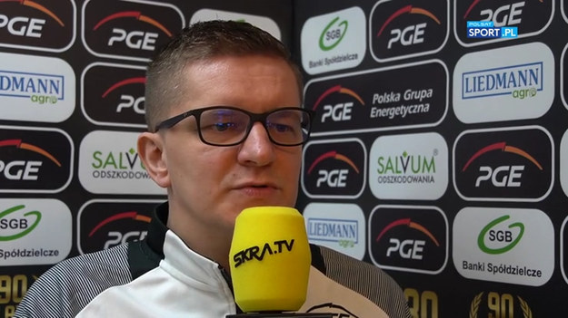 PGE Skra Bełchatów we wtorek rozpocznie walkę w drugim w tym sezonie turnieju Ligi Mistrzów. Już w pierwszym meczu w hali Energia podejmie Grupę Azoty ZAKSA Kędzierzyn-Koźle (wtorek, godz. 20:30). 

Kolejnymi rywalami będą belgijski Lindemans Aalst (środa, godz. 18:00) oraz tureckie Fenerbahce Stambuł (czwartek, godz. 18:00). - Kluczowe będzie dla nas pierwsze spotkanie, to z Grupą Azoty ZAKSA Kędzierzyn-Koźle. To nie będzie krótki mecz, ale jesteśmy do niego dobrze przygotowani - powiedział Robert Kaźmierczak, statystyk PGE Skry. Transmisje wszystkich meczów turnieju LM w Polsacie Sport. 

(wideo: PGE Skra Bełchatów)