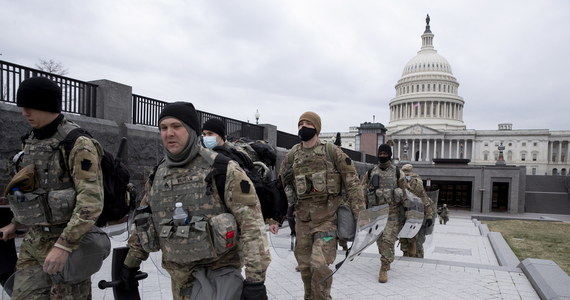 Departament bezpieczeństwa krajowego USA ostrzega przed zagrożeniami, związanymi z terroryzmem wewnętrznym, którego mogą się dopuszczać "ideologicznie motywowani ekstremiści". Departament poinformował, że przed wydaniem tego ostrzeżenia przeprowadził konsultacje z służbami wywiadowczymi i policją.