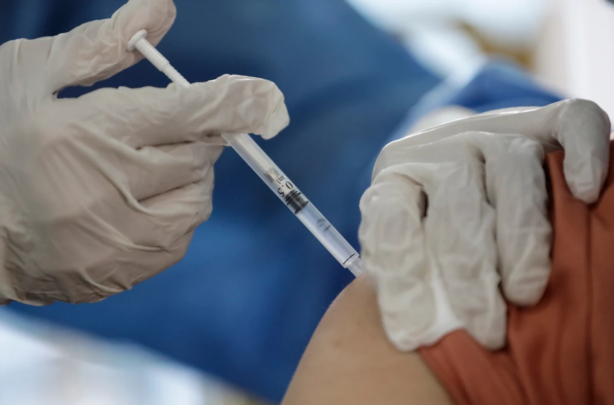 Kolejna kradzież szczepionki przeciw koronawirusowi. Tym razem 15 fiolek preparatu zginęło w szpitalu nr 3 Chorzowie.