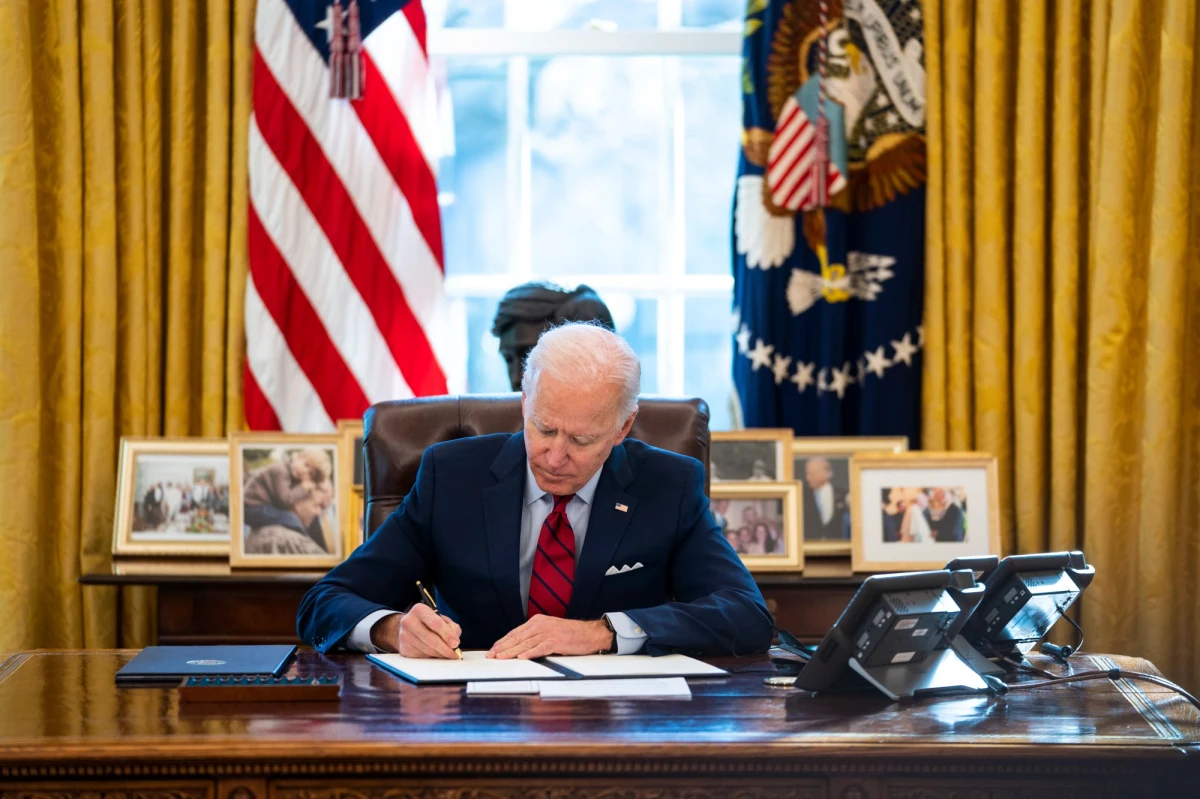 Joe Biden wezwał Władimira Putina do uwolnienia Aleksieja Nawalnego - poinformowała rzeczniczka Białego Domu Jen Psaki. Skomentowała w ten sposób wtorkową rozmowę telefoniczną prezydentów USA i Rosji.