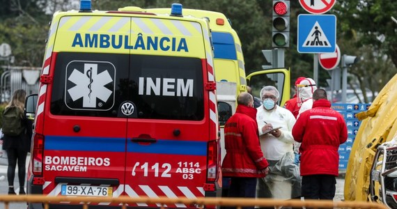 Rząd Portugalii potwierdził, że w związku z nasileniem się liczby zakażeń koronawirusem w kontynentalnej części Portugalii i paraliżem szpitali władze medyczne będą kierować pacjentów z ciężkimi przypadkami Covid-19 do placówek medycznych na Maderze.