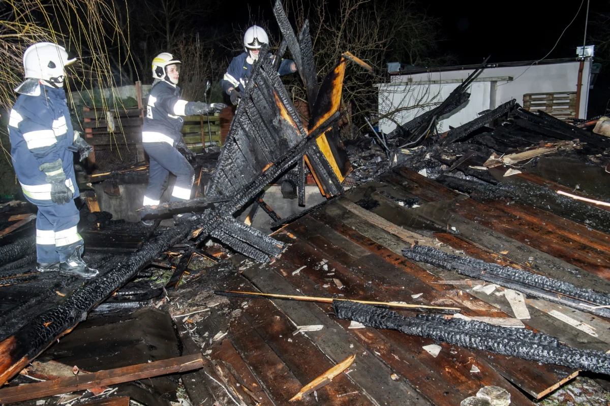 Dwukondygnacyjny domek działkowy zawalił się w Solcu Kujawskim (woj. kujawsko-pomorskie). Przyczyną był najprawdopodobniej wybuch butli z gazem. Poszkodowany został 65-letni mężczyzna. 
