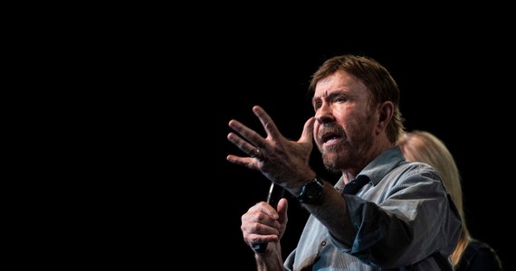 Słynny amerykański aktor Chuck Norris w konserwatywnym portalu internetowym WorldNetDaily (WND) krytykuje większą troskę społeczną o używanie przyjaznych dla środowiska słomek bambusowych niż o ochronę ludzkiego życia. 