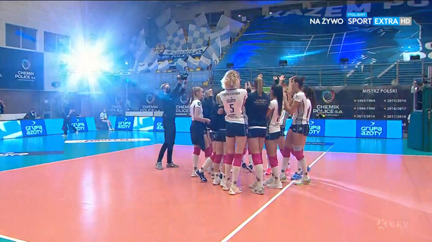 Grupa Azoty Chemik Police pokonał Dinamo Kazań w drugiej kolejce turnieju Ligi Mistrzyń rozgrywanego w Policach. Zwycięstwo policzanek oznacza pewny awans z grupy E. 