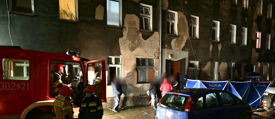 Są wstępne ustalenia prokuratury po pożarze we Wrocławiu, w którym zginęło 4 mężczyn. Prawdopodobnie przypadkowo zaprószono tam ogień. 