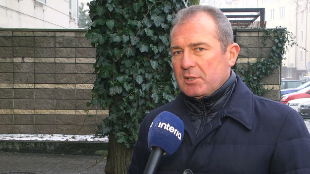 - Czy dla polskiego szkolenia wybór selekcjonera zza granicy był dobrym wyborem? Absolutnie nie uważam, że na naszym rynku nie ma trenera, który mógłby poprowadzić reprezentację. Na tę chwilę drużyna i wszyscy dookoła potrzebowali czegoś nowego. Paulo Sousa to jest coś nowego - mówi w rozmowie z Interią Marek Koźmiński, wiceprezes Polskiego Związku Piłki Nożnej.
