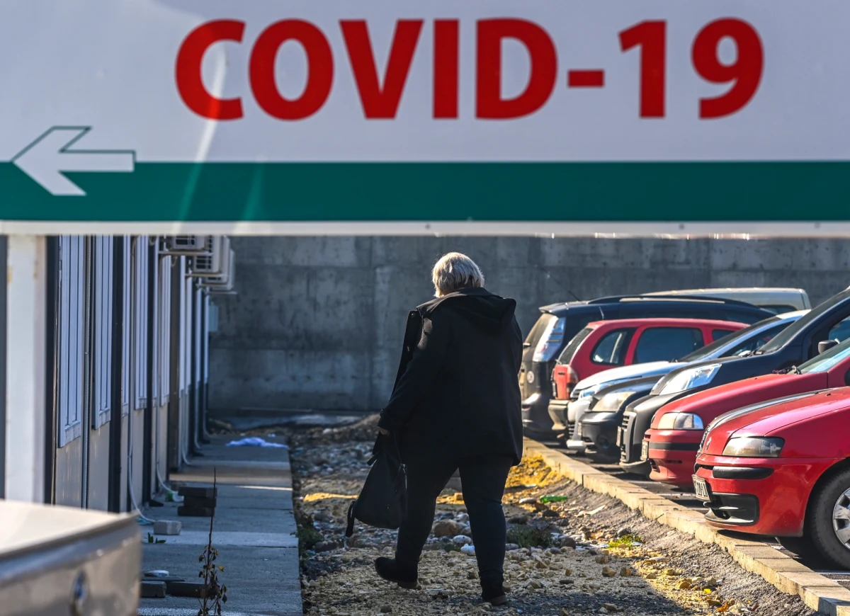 Szefowa Komisji Europejskiej Ursula von der Leyen przyznała, że KE powinna była bardziej skoncentrować się na problemach związanych z masowa produkcją szczepionek przeciw Covid-19. Jak powiedziała w wywiadzie dla włoskiej gazety "La Stampa", trudności te zostały zlekceważone.