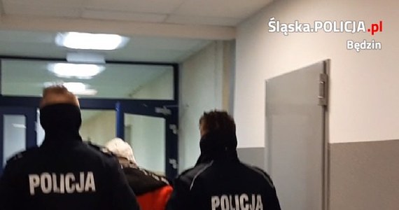 88-letnia mieszkanka Będzina w Śląskiem przechytrzyła oszusta podającego za policjanta. Dzięki jej reakcji, mężczyzna wpadł w zasadzkę, przygotowaną przez prawdziwych policjantów.
