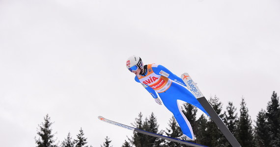 Kamil Stoch zajął szóste miejsce w niedzielnym konkursie Pucharu Świata w skokach narciarskich w Klingenthal. Wygrał Norweg Halvor Egner Granerud.