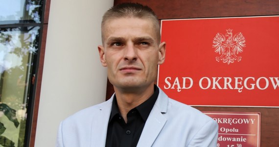 ​Tomasz Komenda spędził w więzieniu 18 lat za zbrodnię, której nie popełnił, teraz walczy o odszkodowanie - 18 mln zł. Dziś sąd ma zdecydować w tej sprawie. Jeśli przychyli się do wniosku, wówczas będzie to największe odszkodowanie w historii Polski.